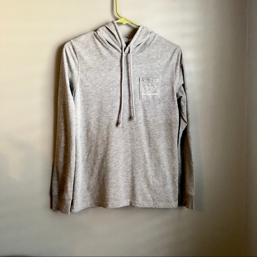 ▪️Vineyard Vines▪️ long sleeve hooded shirt